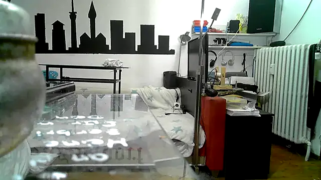 Snapshot of 0815lukas2024 chatting on October 12, 2025, 10:42 pm 0815lukas2024 online show from October 12, 2025, 10:42 pm