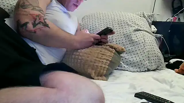 Snapshot of 0815lukas2024 chatting on November 7, 2025, 10:21 pm 0815lukas2024 online show from November 7, 2025, 10:21 pm