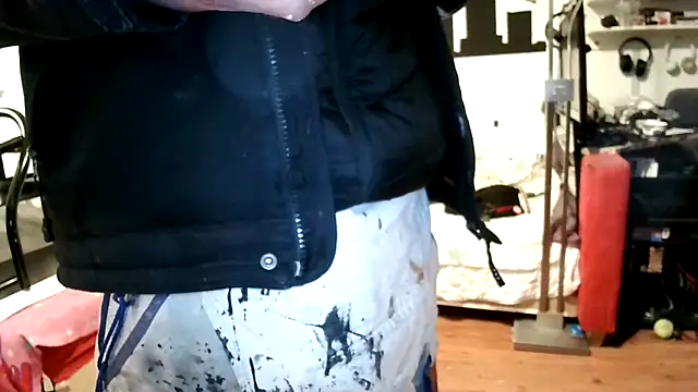 Snapshot of 0815lukas2024 chatting on November 30, 2025, 12:20 pm 0815lukas2024 online show from November 30, 2025, 12:20 pm