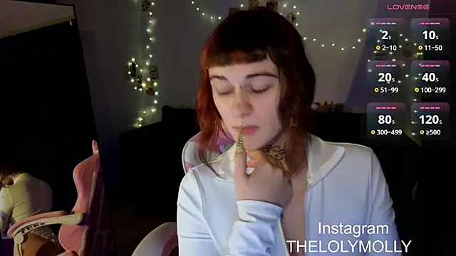 LolyMolli online show from March 6, 2025, 5:11 pm