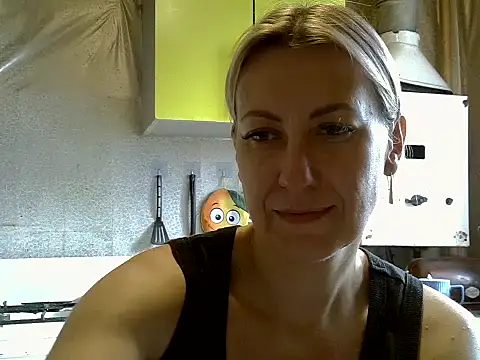 Snapshot of AshleyXHoney chatting on September 18, 2025, 6:59 am AshleyXHoney online show from September 18, 2025, 6:59 am