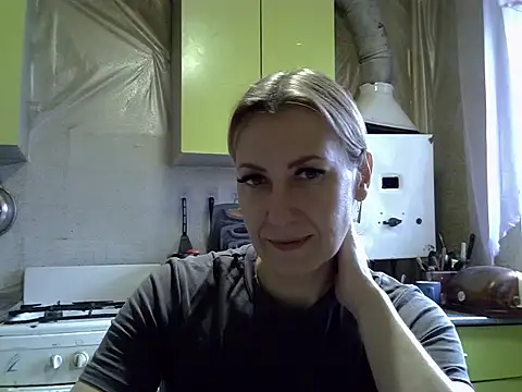 Snapshot of AshleyXHoney chatting on November 8, 2025, 6:46 am AshleyXHoney online show from November 8, 2025, 6:46 am