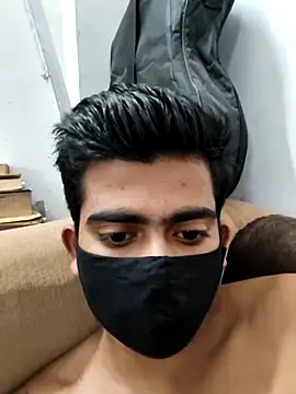 12ashujii online show from April 8, 2026, 5:02 pm