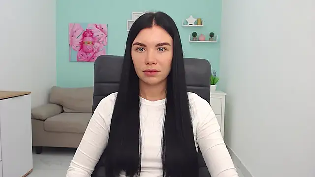 MadisonGomes online show from December 19, 2024, 9:51 am