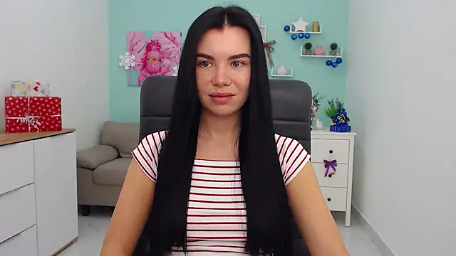 MadisonGomes online show from December 29, 2024, 6:24 am