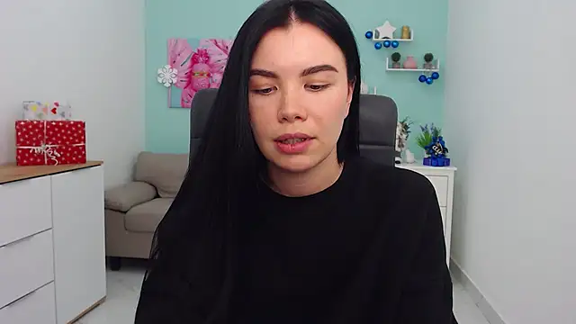 MadisonGomes online show from January 2, 2025, 12:46 pm