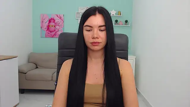 MadisonGomes online show from January 31, 2025, 12:18 pm