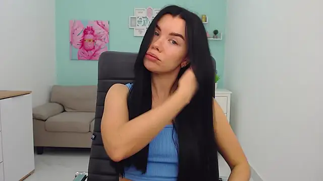 MadisonGomes online show from February 3, 2025, 6:45 am