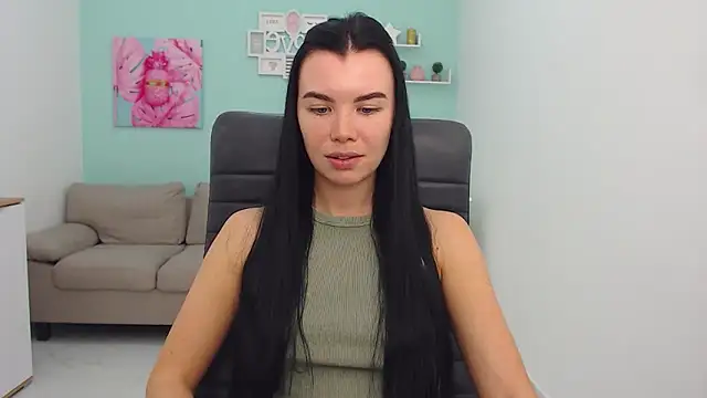 MadisonGomes online show from March 12, 2025, 9:44 am