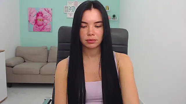 MadisonGomes online show from March 14, 2025, 9:35 am