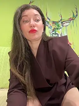 MooonReal online show from February 8, 2026, 3:21 am