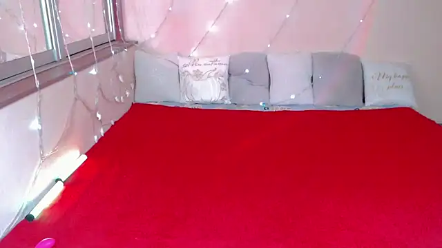 LizaSenri online show from February 13, 2026, 7:37 am