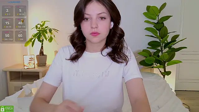 pusichka online show from September 18, 2025, 7:21 am