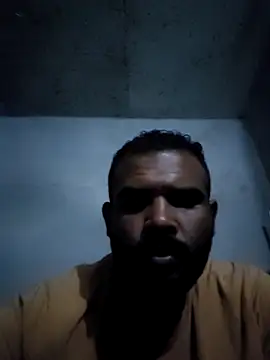 ListedLoin online show from October 16, 2025, 5:47 pm