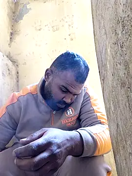 ListedLoin online show from February 18, 2026, 7:59 am