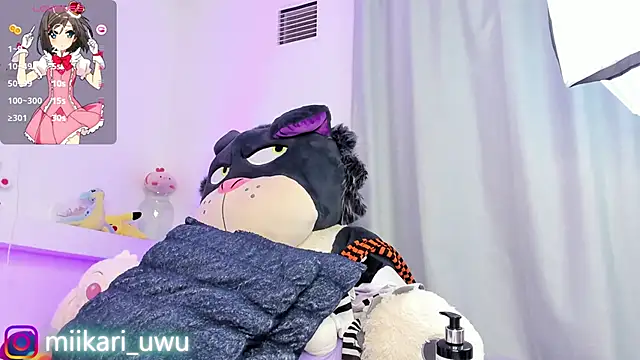 Snapshot of Ahri_Elderwood chatting on February 21, 2025, 7:56 am Ahri Elderwood online show from February 21, 2025, 7:56 am