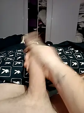 Snapshot of killminou chatting on February 6, 2026, 4:50 am killminou online show from February 6, 2026, 4:50 am