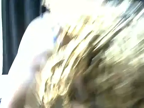 Snapshot of ebony_Catalia chatting on March 20, 2025, 1:35 am ebony Catalia online show from March 20, 2025, 1:35 am