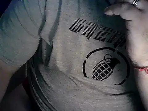 Snapshot of cashot58 chatting on December 18, 2025, 4:24 pm cashot58 online show from December 18, 2025, 4:24 pm