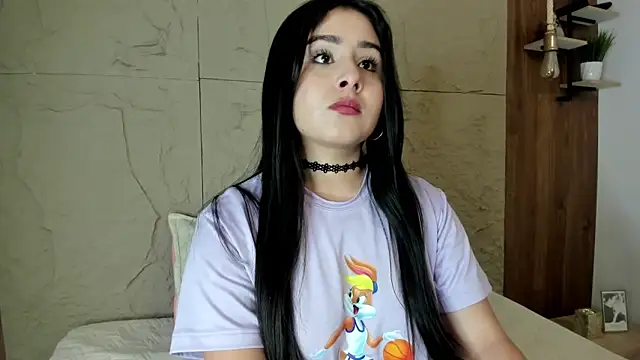 Snapshot of Malu_M chatting on June 1, 2026, 11:34 am Malu M online show from June 1, 2026, 11:34 am