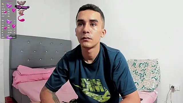 Snapshot of blondeb201 chatting on March 5, 2025, 12:16 am blondeb201 online show from March 5, 2025, 12:16 am