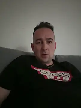 Tarasecek101 online show from June 3, 2026, 4:04 am