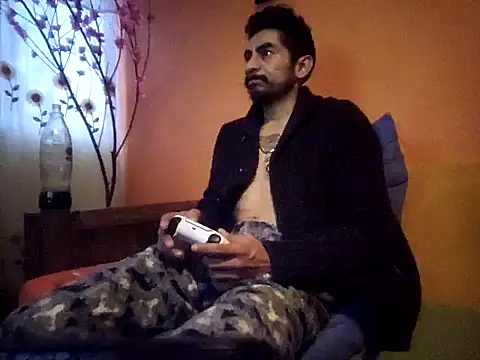 Snapshot of Angel_Coronel chatting on December 6, 2024, 12:02 am Angel Coronel online show from December 6, 2024, 12:02 am