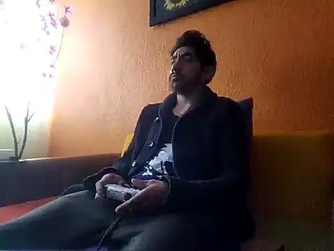 Snapshot of Angel_Coronel chatting on January 11, 2025, 6:44 pm Angel Coronel online show from January 11, 2025, 6:44 pm