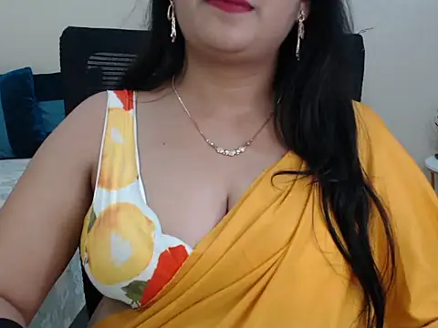 Snapshot of Inviting_Aanya chatting on January 7, 2025, 4:05 pm Inviting Aanya online show from January 7, 2025, 4:05 pm