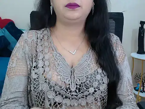 Snapshot of Inviting_Aanya chatting on January 16, 2025, 4:07 am Inviting Aanya online show from January 16, 2025, 4:07 am