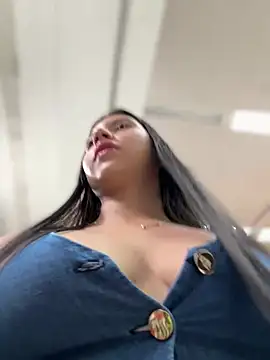 Snapshot of VAL_PRINCESS chatting on January 16, 2025, 9:19 pm VAL PRINCESS online show from January 16, 2025, 9:19 pm