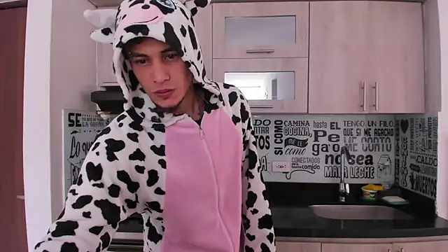 guy master online show from December 27, 2024, 4:21 pm