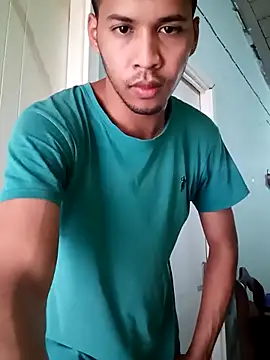 Snapshot of gymboy-erick23 chatting on April 12, 2026, 6:57 pm gymboy-erick23 online show from April 12, 2026, 6:57 pm