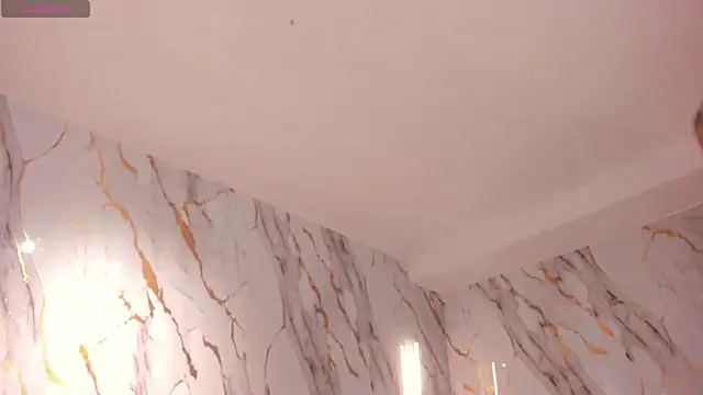 HannaConnor  online show from February 17, 2025, 9:08 pm