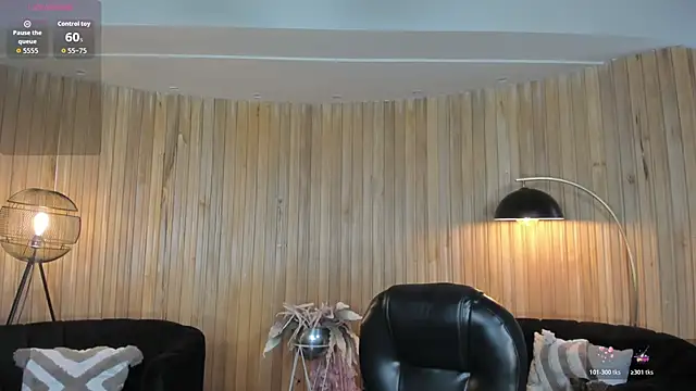 ViolettHansson online show from February 26, 2026, 6:51 pm