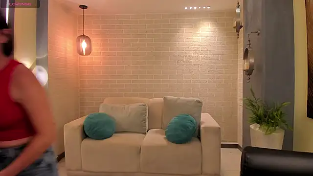 AliceHarper  online show from October 11, 2025, 12:15 pm