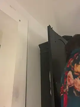 holyeroticss online show from January 18, 2025, 12:35 am