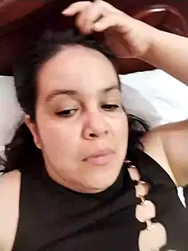 lunanataly online show from January 21, 2025, 9:04 pm