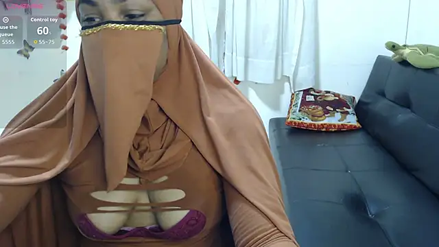 Aaliyah brown online show from September 23, 2025, 2:58 am