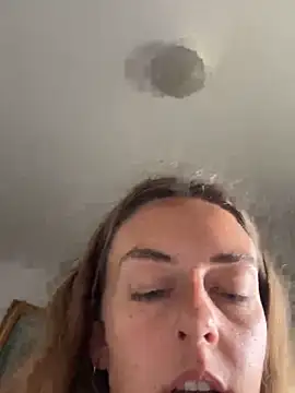 Snapshot of jungleangel chatting on April 9, 2026, 1:49 am jungleangel online show from April 9, 2026, 1:49 am