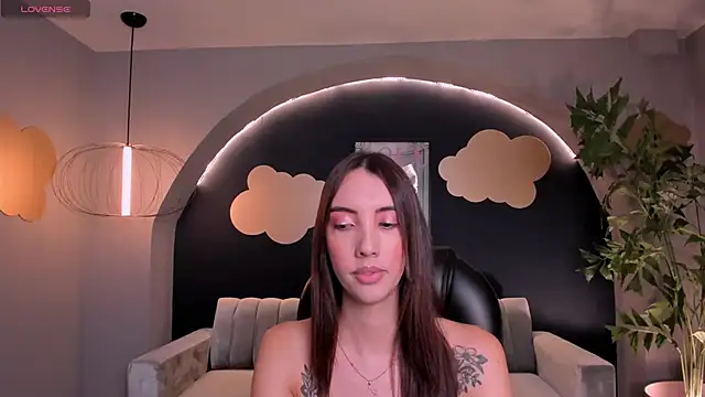 AnaisNin online show from February 17, 2025, 3:20 pm