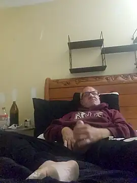 justjerkinaround666 online show from February 8, 2026, 11:13 am