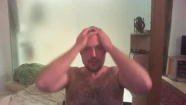 Snapshot of Mike_12hot chatting on October 3, 2025, 8:28 pm Mike 12hot online show from October 3, 2025, 8:28 pm