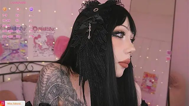 Misa Sakurai online show from August 1, 2026, 7:02 pm