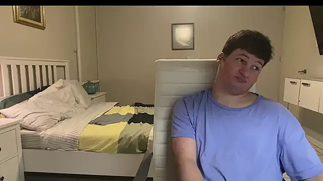 Lorenzo hernandez online show from November 6, 2025, 8:21 pm