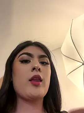 IrisBaker online show from September 10, 2025, 9:15 pm