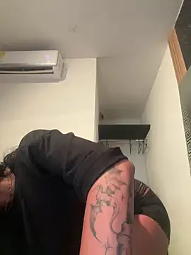 Alexandra duque online show from February 14, 2025, 2:28 am