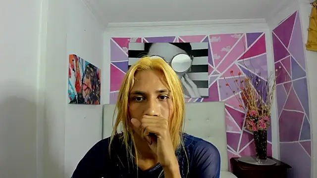 Brisahott online show from January 20, 2025, 1:53 pm