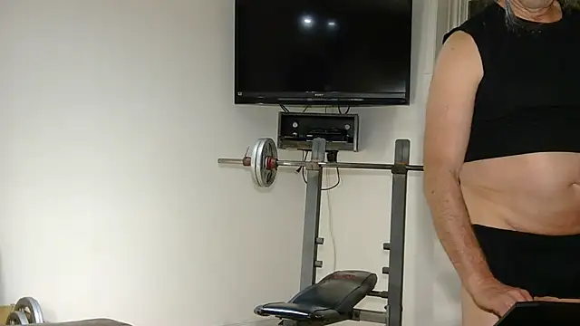 Snapshot of Steff165@xh chatting on March 24, 2026, 11:43 pm Steff165xh online show from March 24, 2026, 11:43 pm
