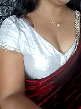 Snapshot of Tanvi-patil chatting on May 25, 2026, 5:41 pm Tanvi-patil online show from May 25, 2026, 5:41 pm